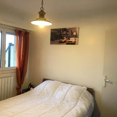 Apartment 2 Pieces Avec Balcon A Deux Pas De La Plage, Wifi Et Parking *